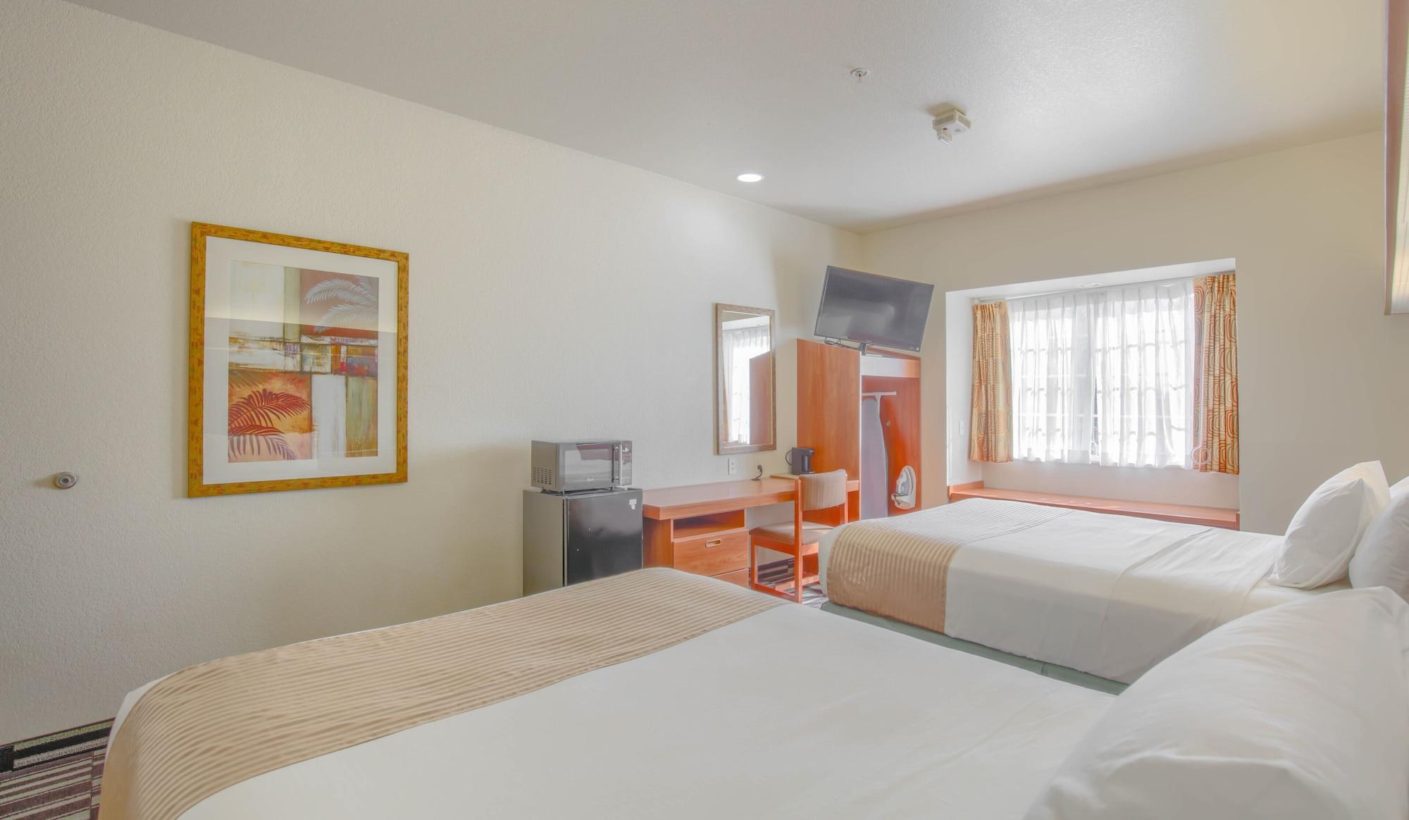 Microtel Inn & Suites By Wyndham Gulf Shores Exteriör bild