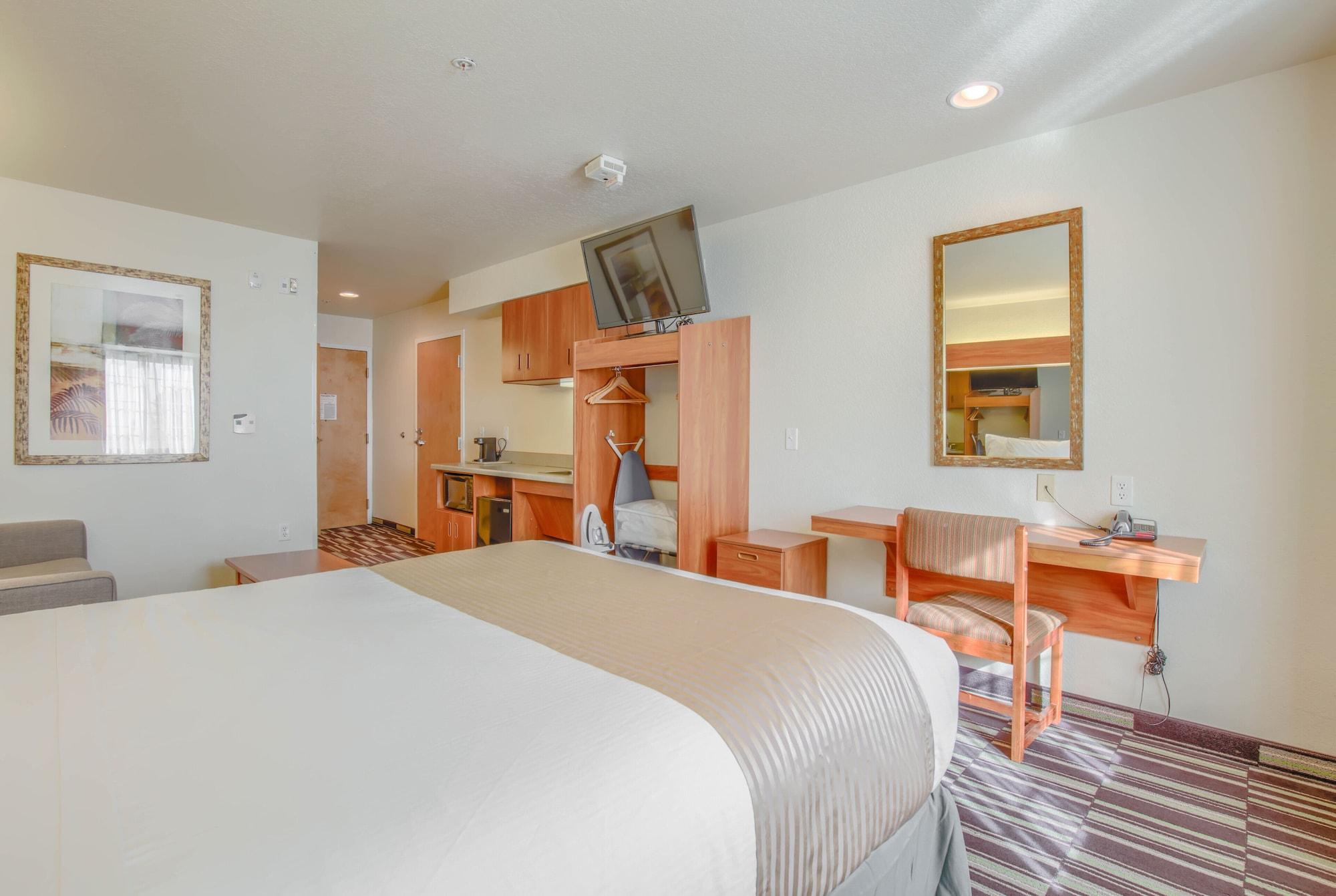 Microtel Inn & Suites By Wyndham Gulf Shores Exteriör bild