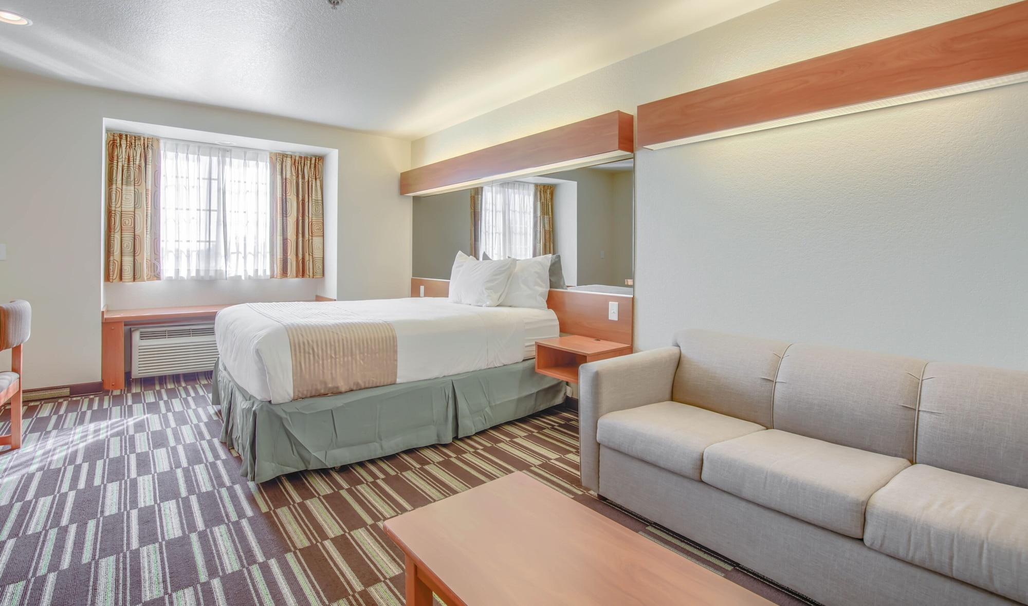 Microtel Inn & Suites By Wyndham Gulf Shores Exteriör bild