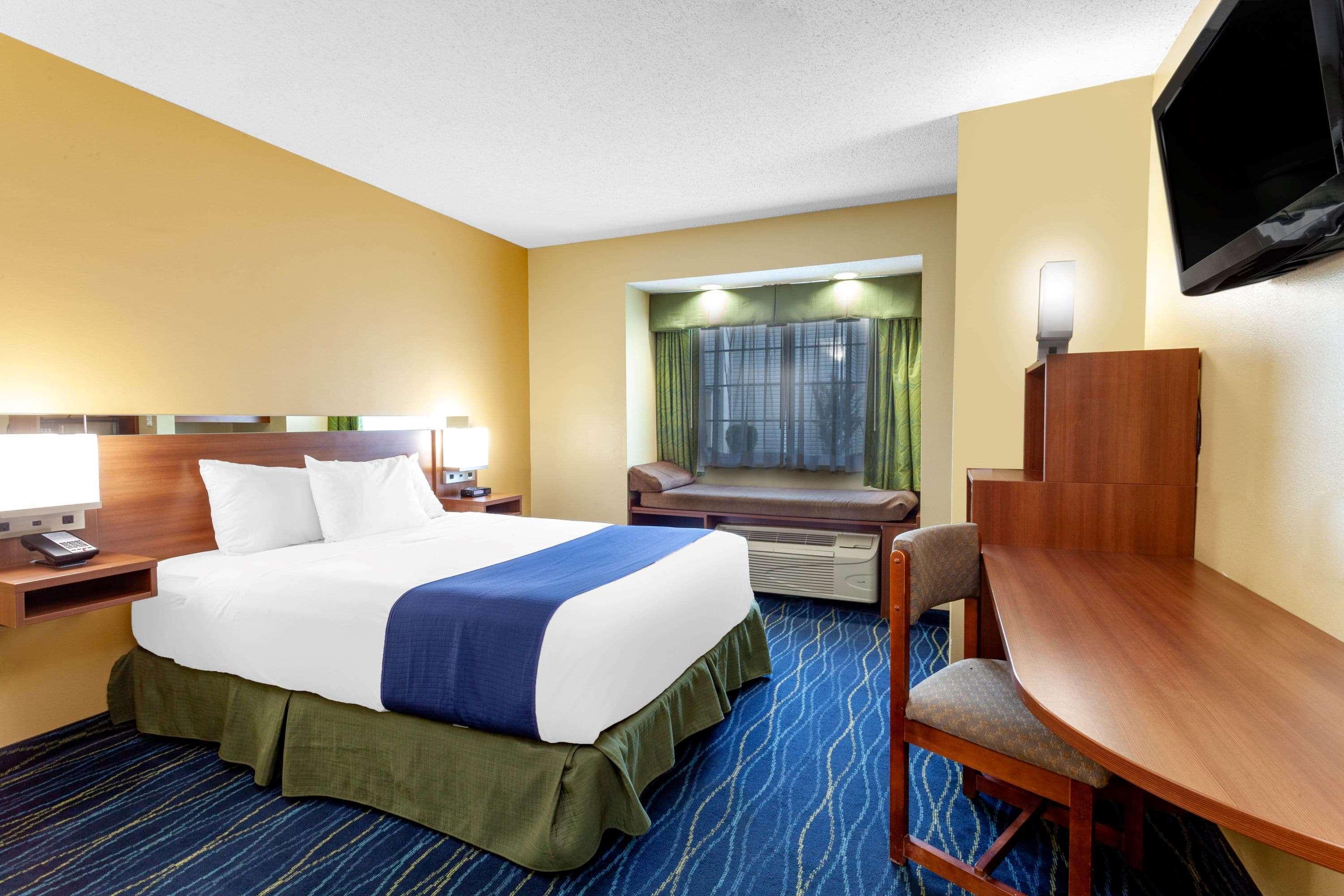 Microtel Inn & Suites By Wyndham Gulf Shores Exteriör bild