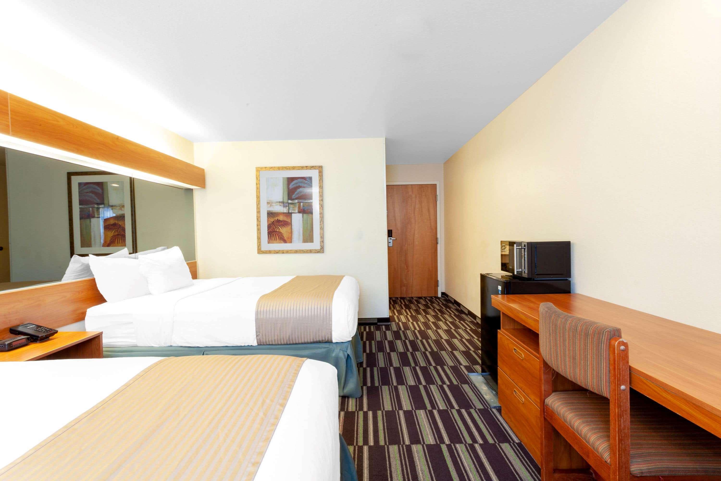 Microtel Inn & Suites By Wyndham Gulf Shores Exteriör bild
