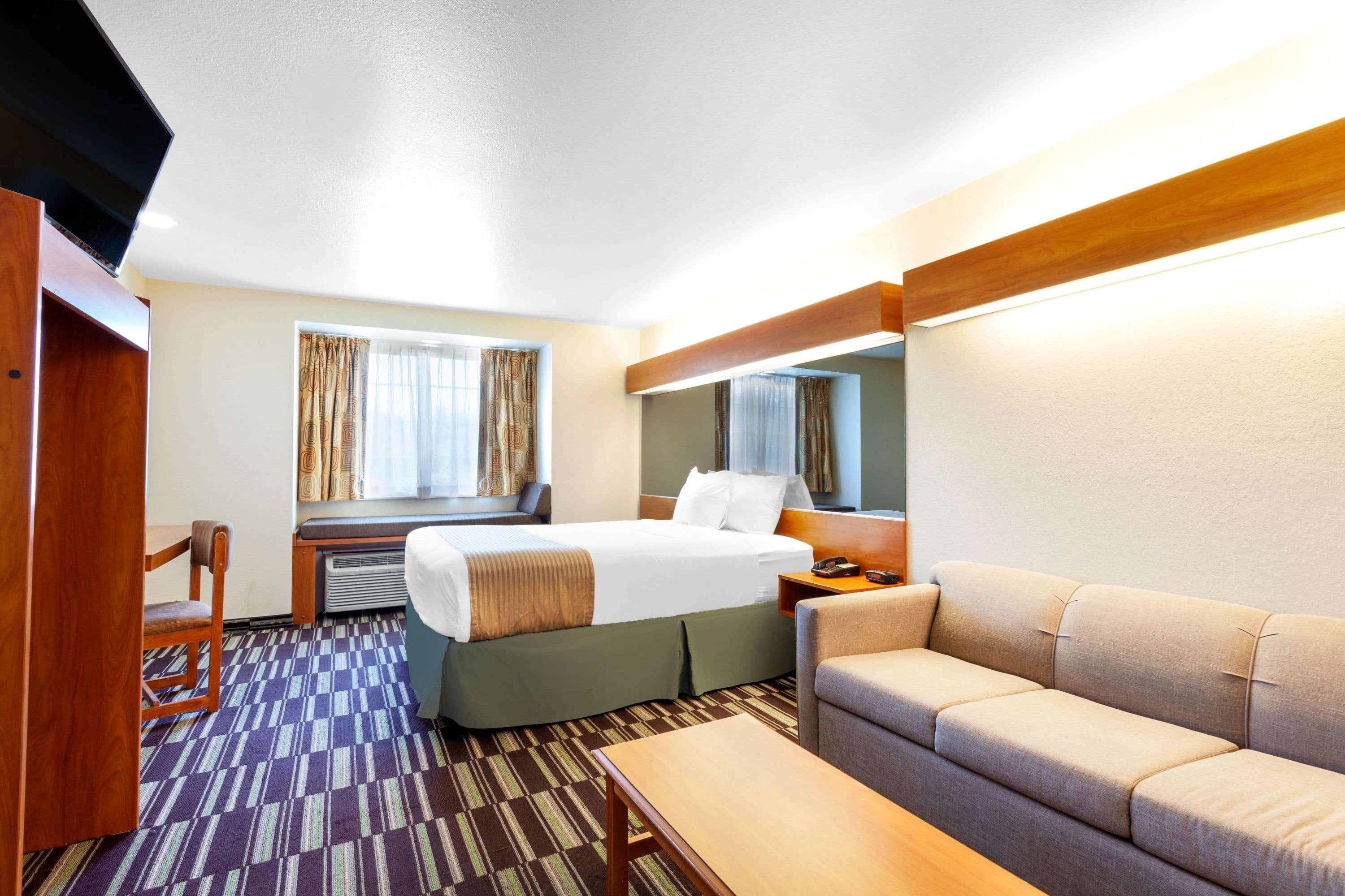 Microtel Inn & Suites By Wyndham Gulf Shores Exteriör bild