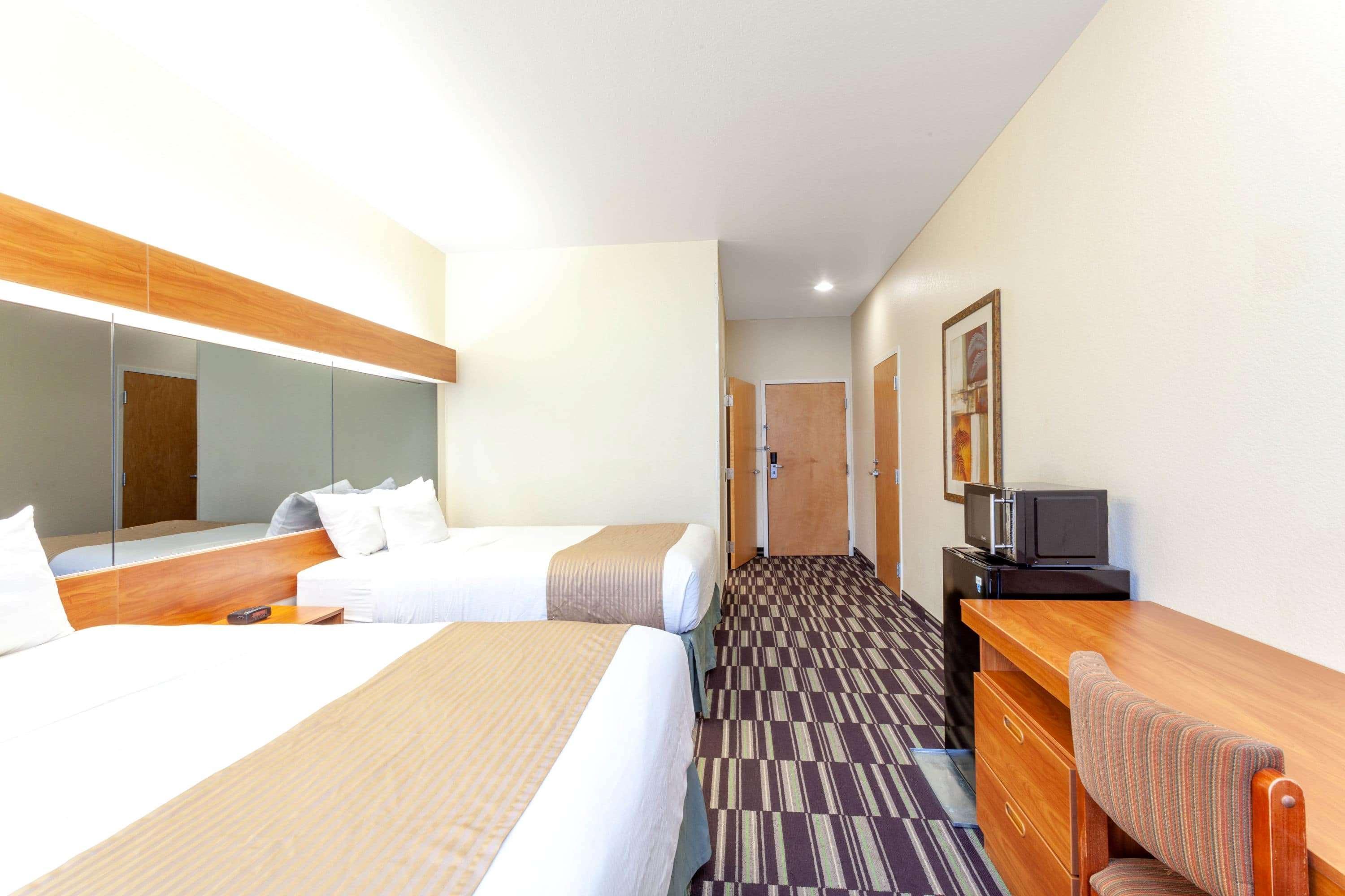 Microtel Inn & Suites By Wyndham Gulf Shores Exteriör bild
