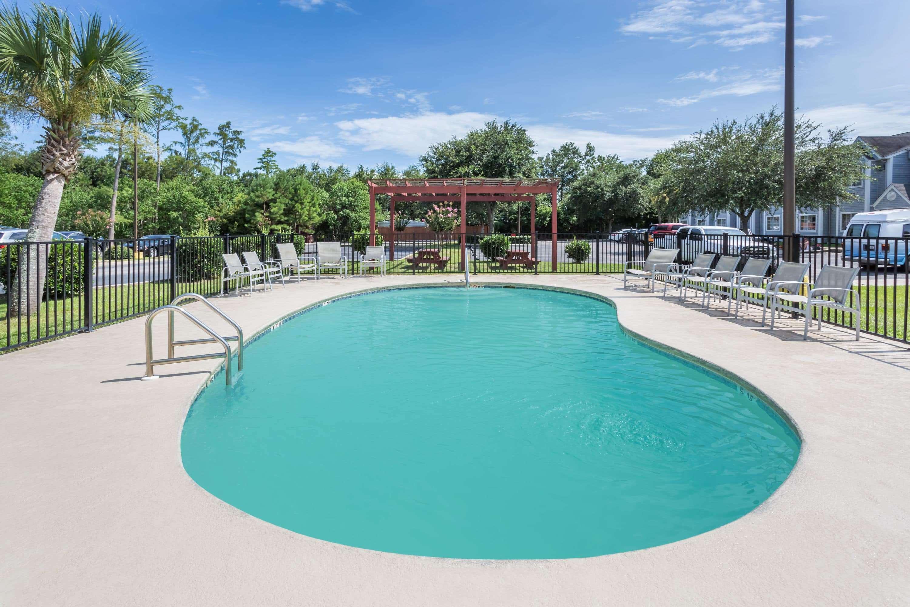 Microtel Inn & Suites By Wyndham Gulf Shores Exteriör bild